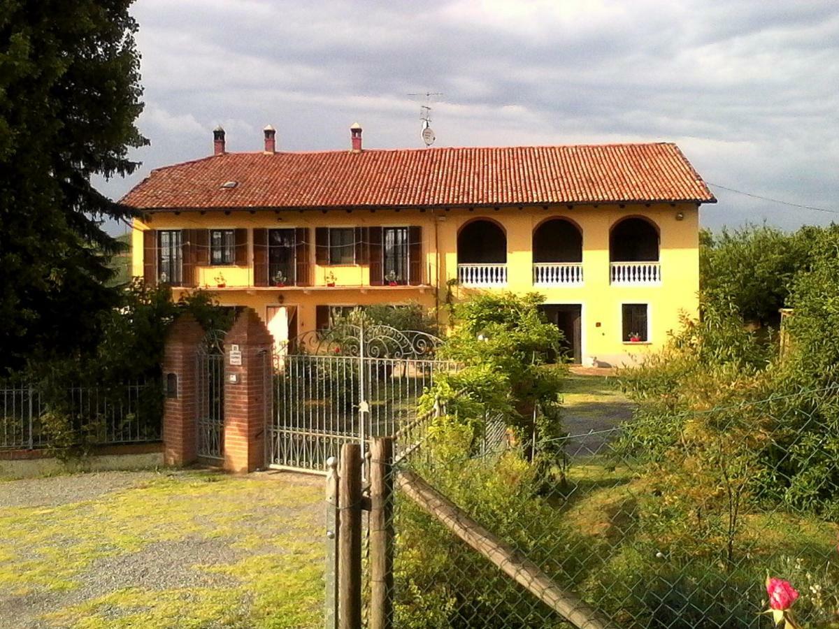 La Casa Dei Masue' Guest House Alba  Exterior photo
